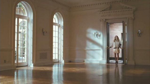 Carrie walking into the apartment Big bought for them in the Sex and the City film. Set design interior design ideas. Carrie walking into the apartment Big bought for them in the Sex and the City film. Set design interior design ideas.