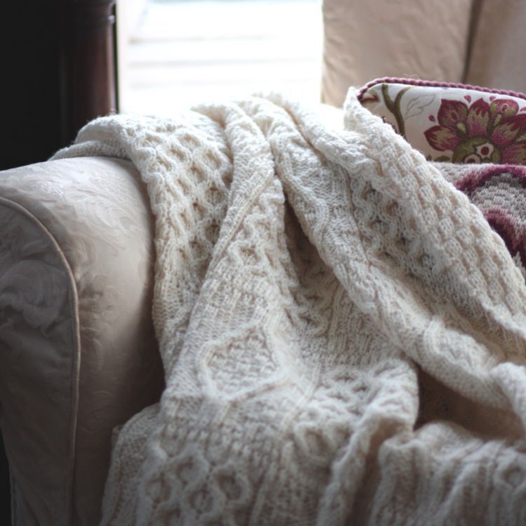Copy Miranda's style with this Chunky knit Aran throw by the Wool company. Sex and the city set design interior inspiration. Copy Miranda's style with this Chunky knit Aran throw by the Wool company. Sex and the city set design interior inspiration.