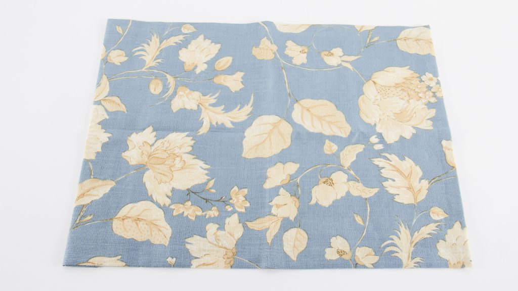 Nicoletta Perris Magnetto our Student of the Month submitted some excellent example of work towards her Diploma in Curtain Making & Soft Furnishings, like this floral print Roman blind. Nicoletta Perris Magnetto our Student of the Month submitted some excellent example of work towards her Diploma in Curtain Making & Soft Furnishings, like this floral flat blind sample.