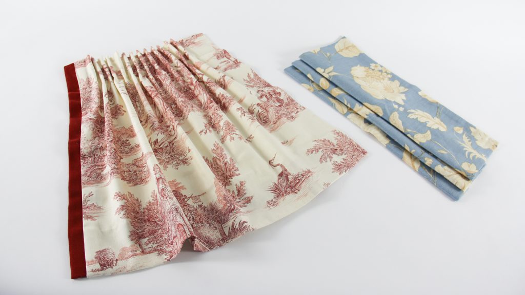 Nicoletta Perris Magnetto's floral, Roman blind sample and edges, Toile pleated curtain sample by this month's Student of the Month for her Diploma in Curtain Making & Soft Furnishings module submissions. Nicoletta Perris Magnetto's floral, Roman blind sample and edges, Toile pleated curtain sample by this month's Student of the Month for her Diploma in Curtain Making & Soft Furnishings module submissions.