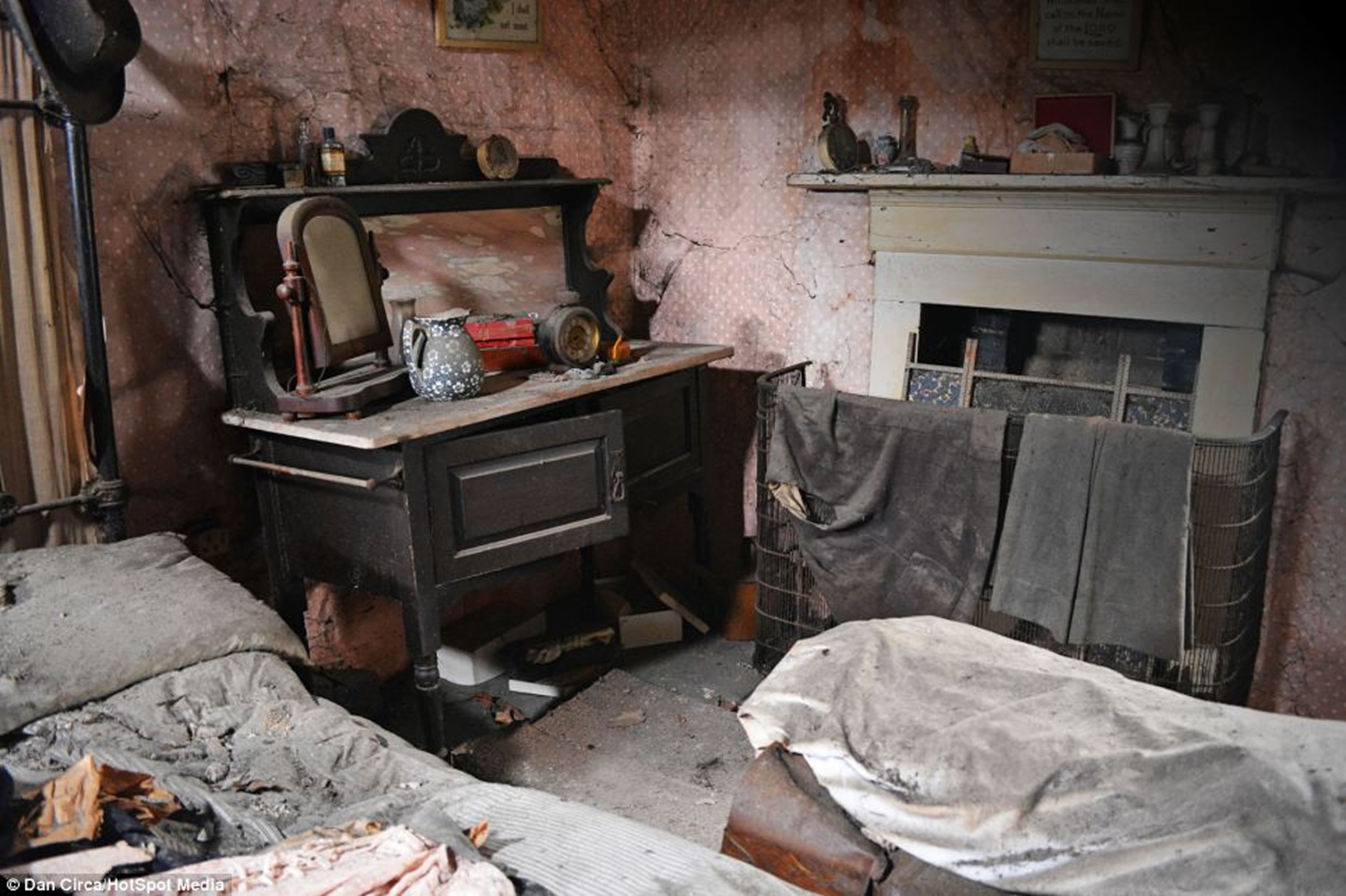 intimidating_interiors_vol01_img05