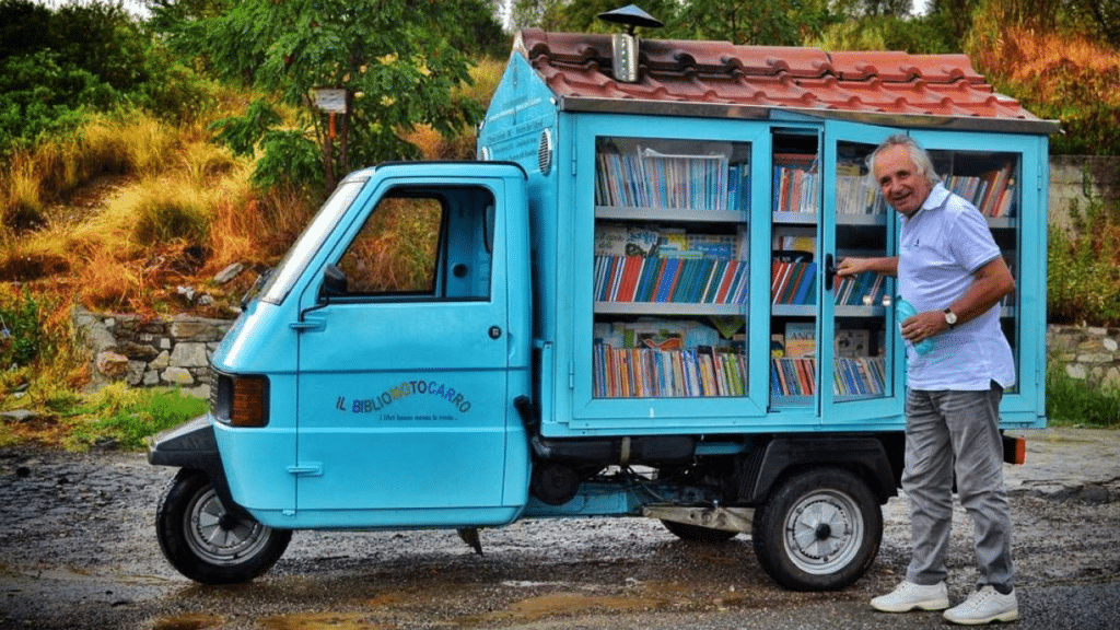 The Bibliomotocarro